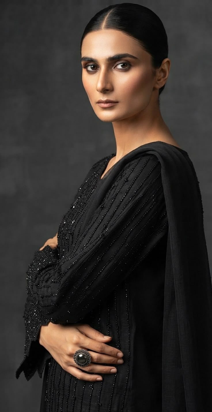 Shisha Silk Cut Dana 3-Piece Black Dres